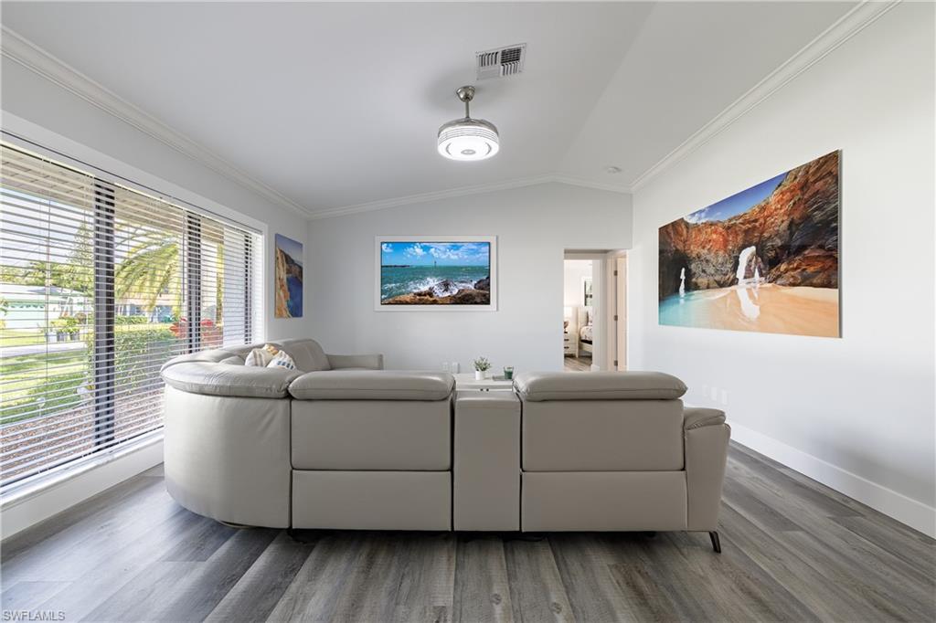 CAPE CORAL - Residential Lease