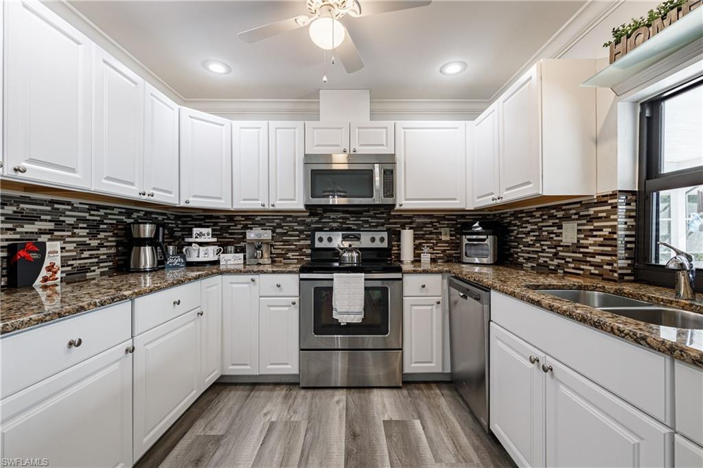 CAPE CORAL - Residential Lease