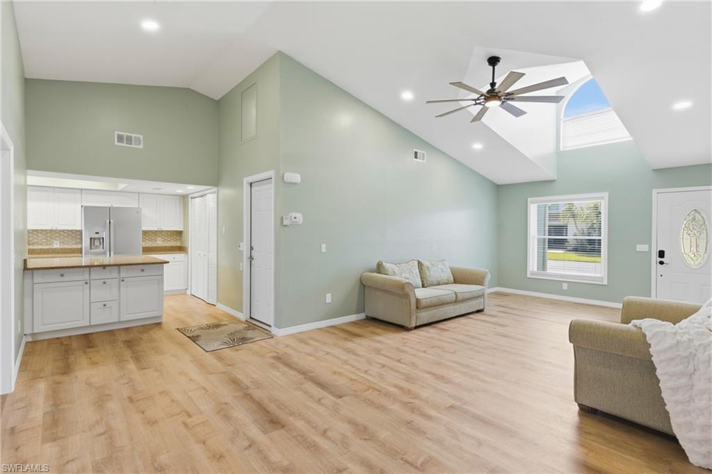 SABAL SPRINGS GOLF AND RACQUET CLUB - Residential