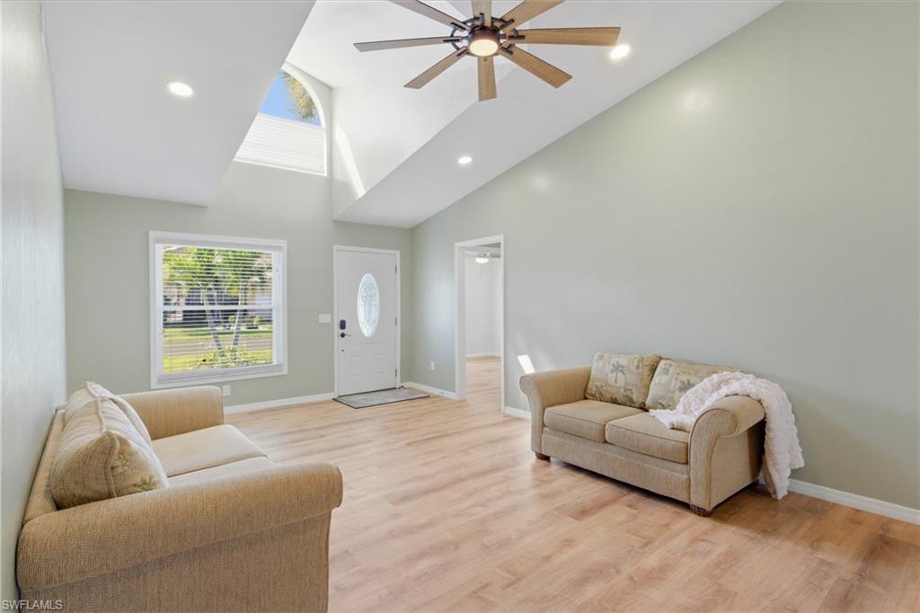 SABAL SPRINGS GOLF AND RACQUET CLUB - Residential