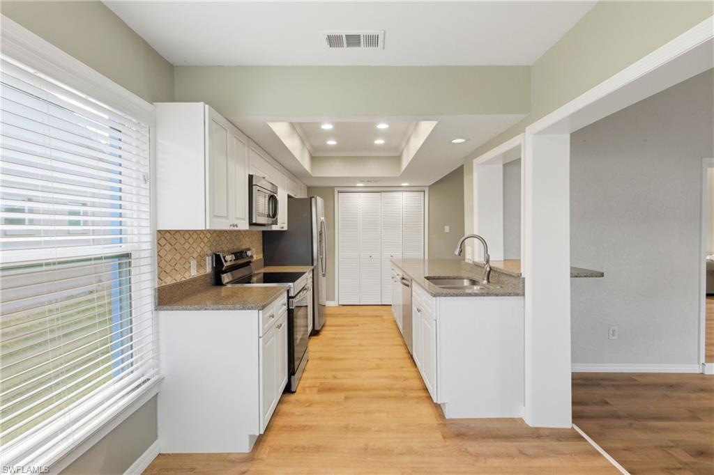 SABAL SPRINGS GOLF AND RACQUET CLUB - Residential