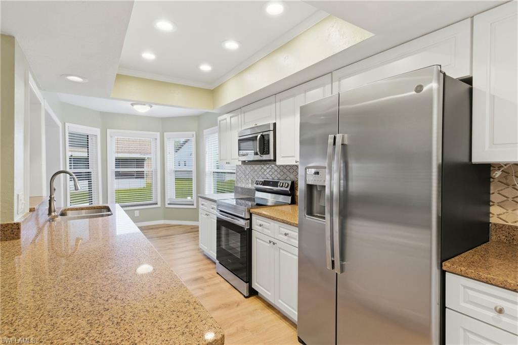 SABAL SPRINGS GOLF AND RACQUET CLUB - Residential