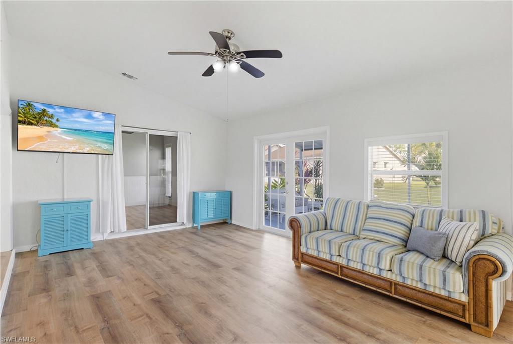 SABAL SPRINGS GOLF AND RACQUET CLUB - Residential