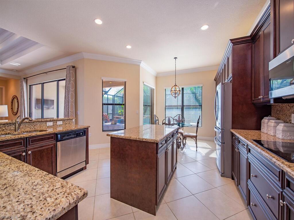 RIVERSTONE - Residential