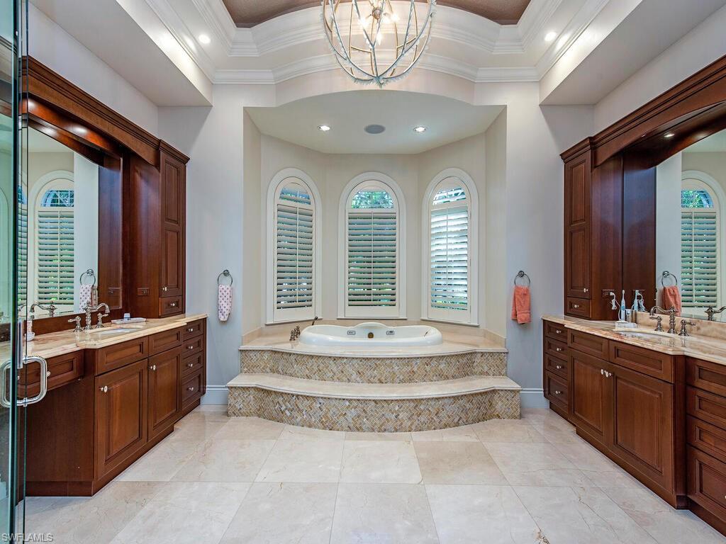 PINE RIDGE - Residential