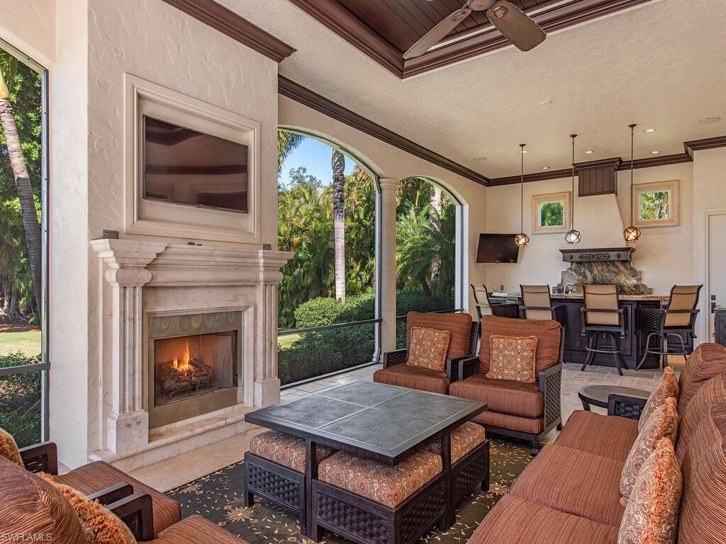 PINE RIDGE - Residential