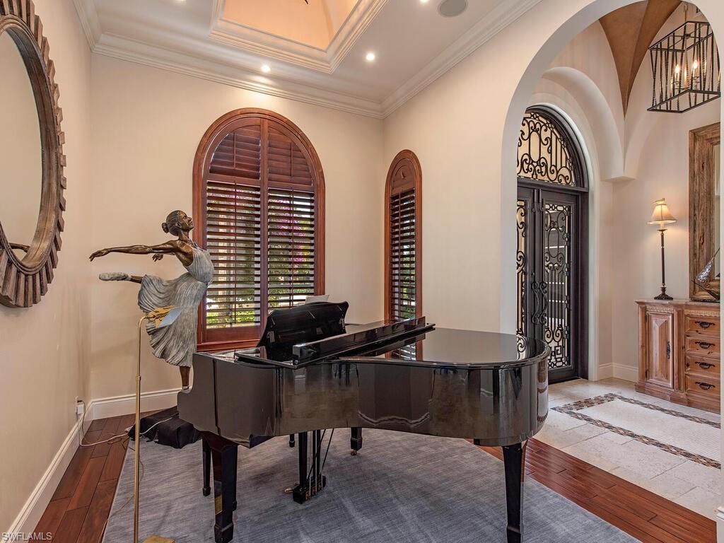 PINE RIDGE - Residential