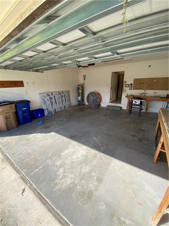 FORT MYERS SHORES - Residential