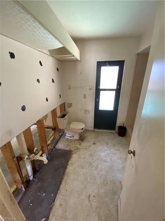 FORT MYERS SHORES - Residential