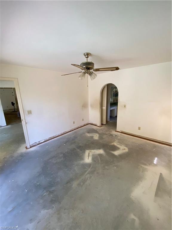 FORT MYERS SHORES - Residential