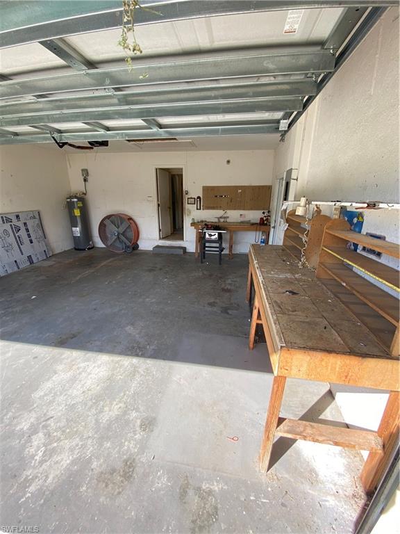 FORT MYERS SHORES - Residential