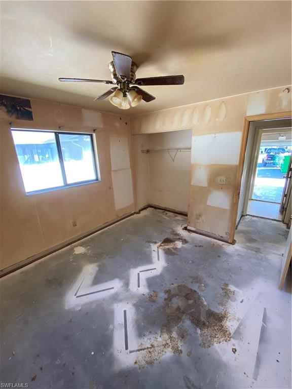 FORT MYERS SHORES - Residential