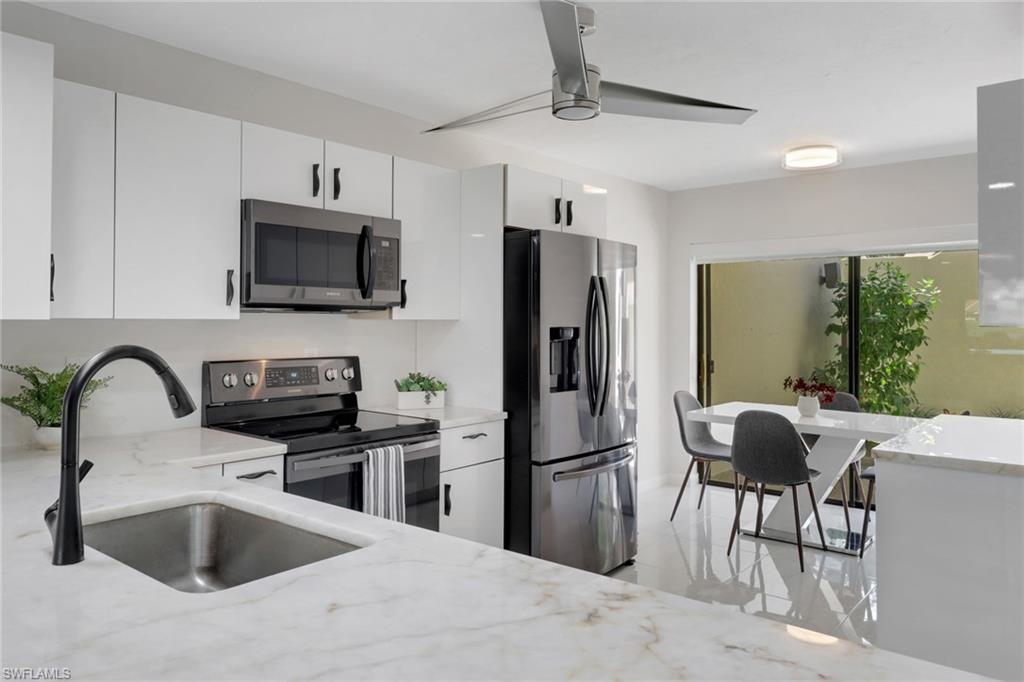 15450 Cedarwood LN 103