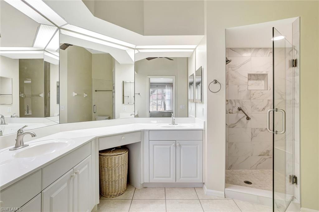 LIGHTHOUSE BAY - Residential