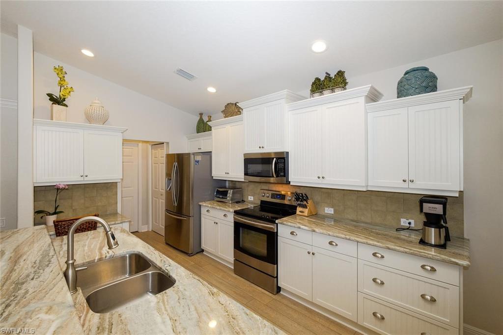 ROOKERY POINTE - Residential