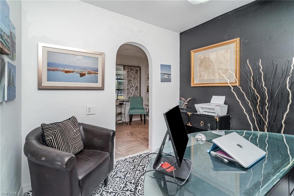 PORT CHARLOTTE - Residential