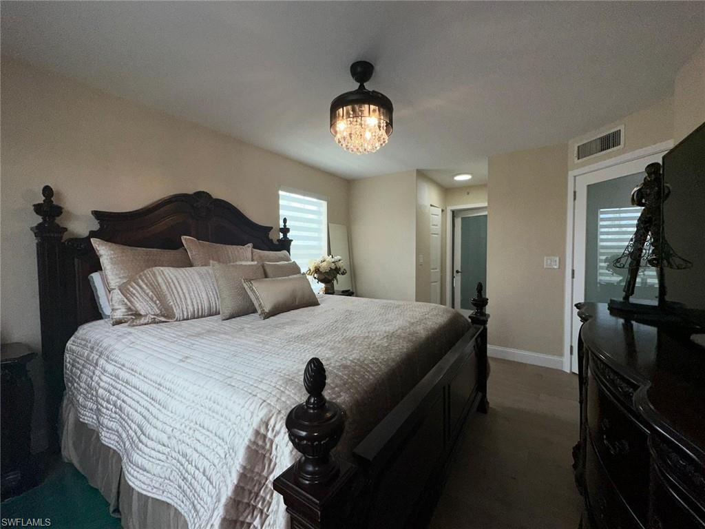 THE RESIDENCE - Residential