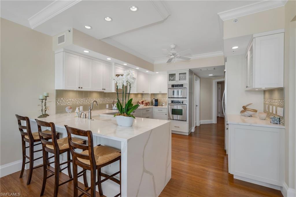 CARLYSLE AT BAY COLONY - Residential