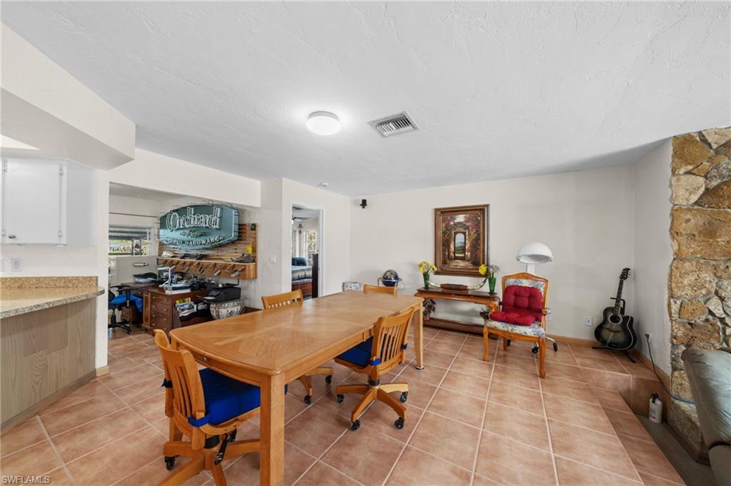 NAPLES PARK - Residential