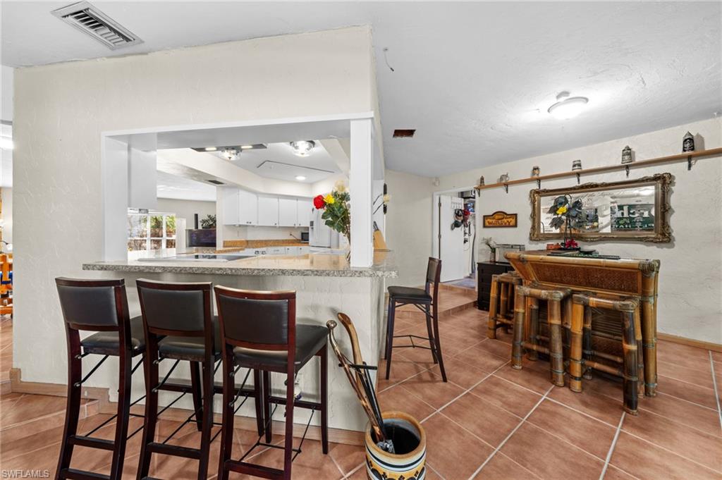 NAPLES PARK - Residential