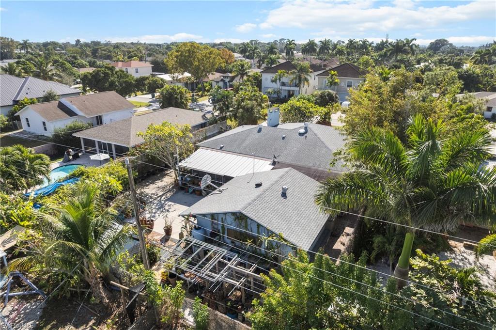 NAPLES PARK - Residential