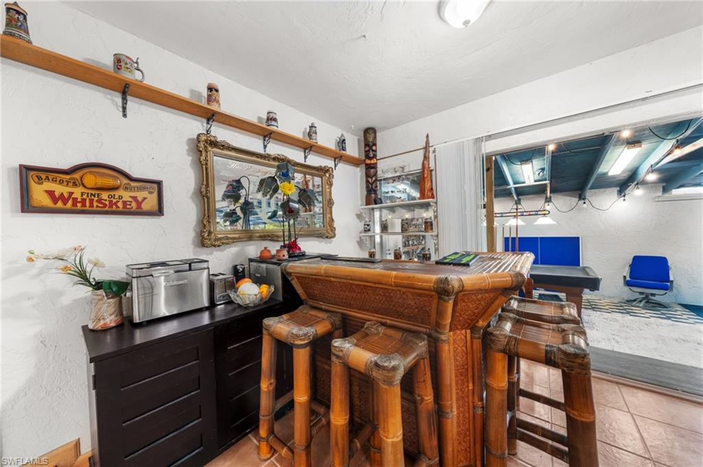 NAPLES PARK - Residential