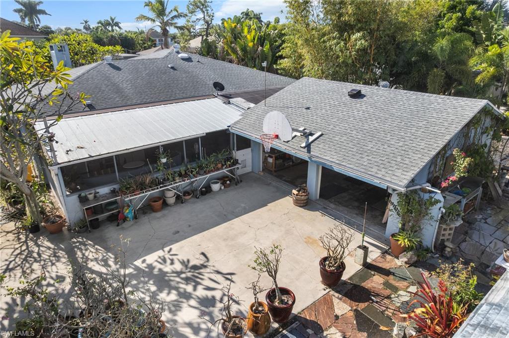 NAPLES PARK - Residential