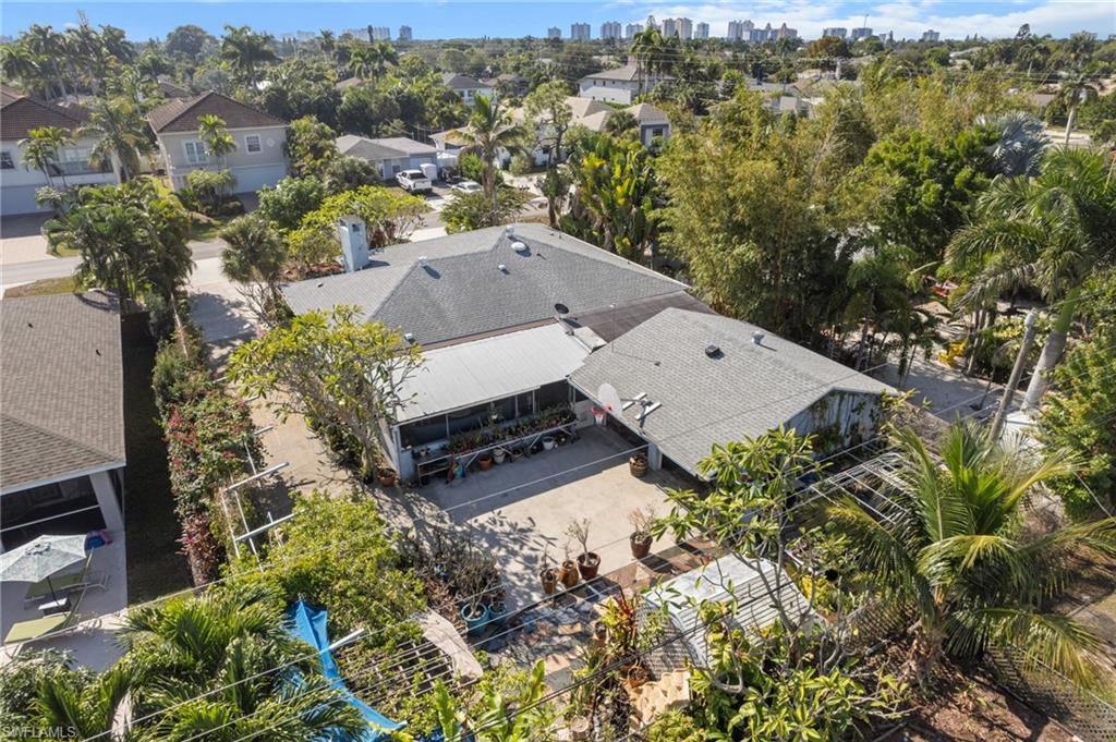 NAPLES PARK - Residential