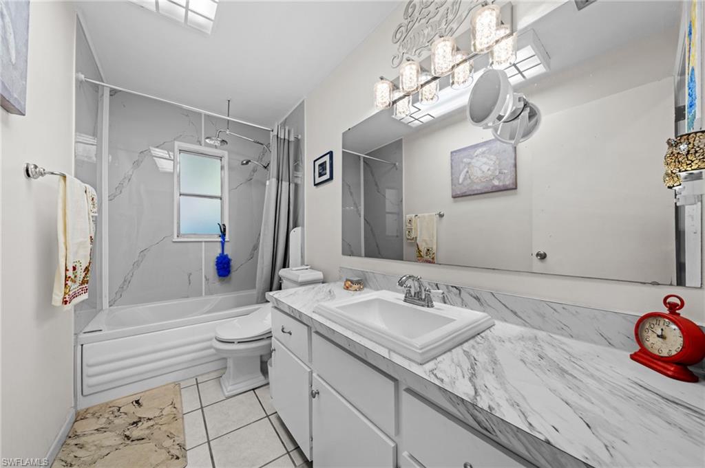 NAPLES PARK - Residential