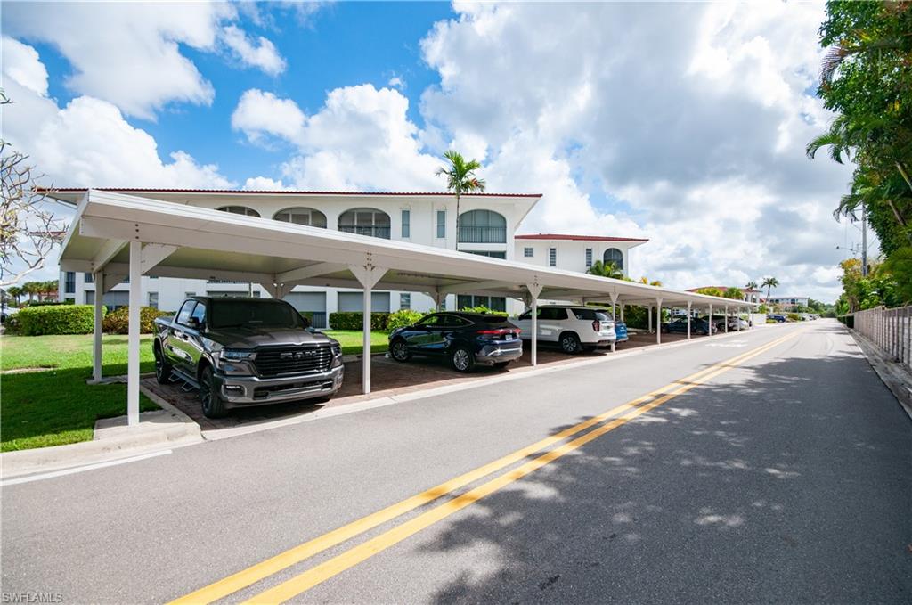 HIGH POINT COUNTRY CLUB - Residential