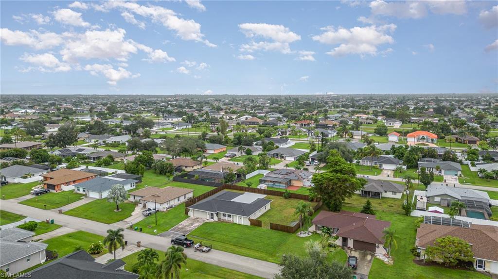 CAPE CORAL - Residential