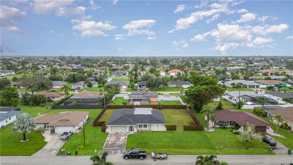 CAPE CORAL - Residential