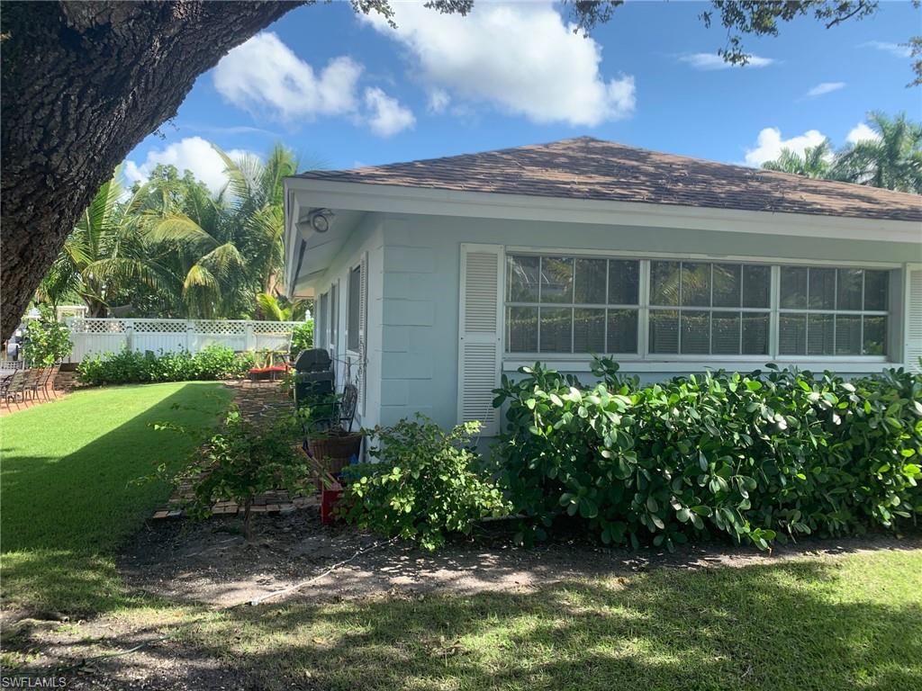 AQUALANE SHORES - Residential