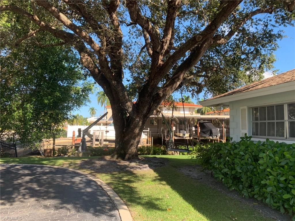 AQUALANE SHORES - Residential