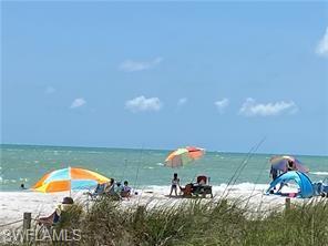 HIDDEN LINKS - Residential Lease