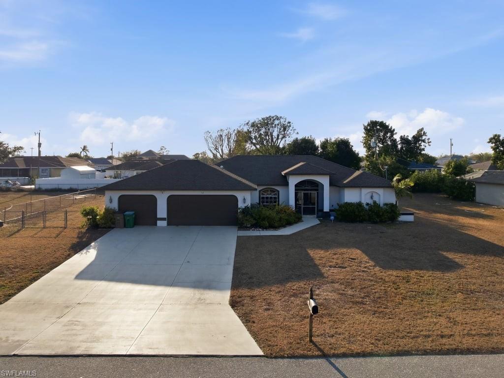 CAPE CORAL - Residential