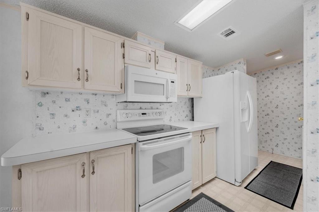 LAKEPORT - Residential