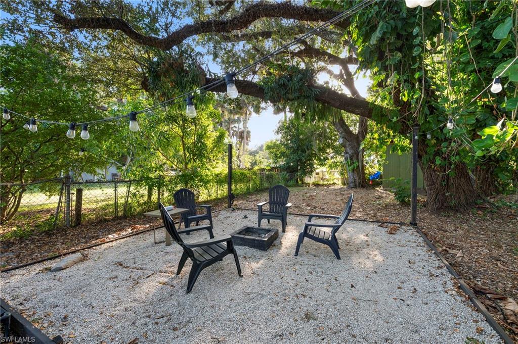 RUSSELL PARK - Residential Lease