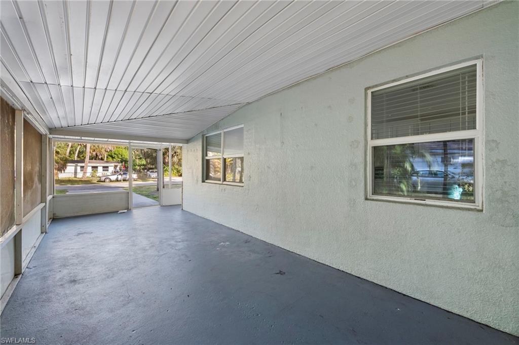 RUSSELL PARK - Residential Lease