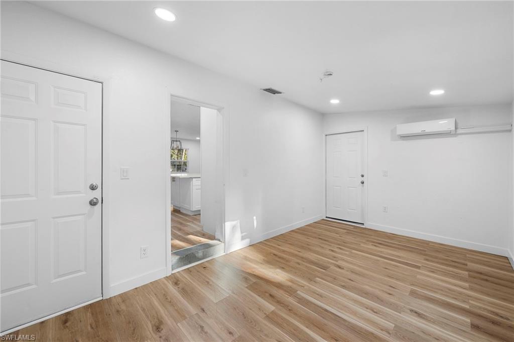 RUSSELL PARK - Residential Lease