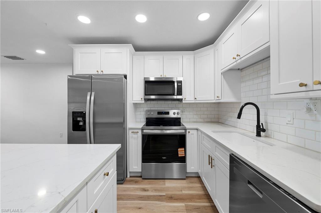 RUSSELL PARK - Residential Lease