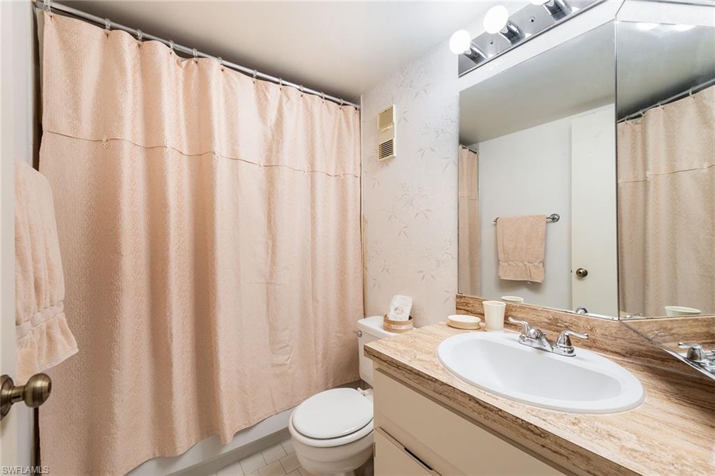 TROPIC SCHOONER APTS - Residential