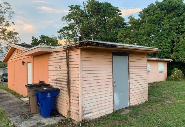 LEHIGH ACRES - Residential