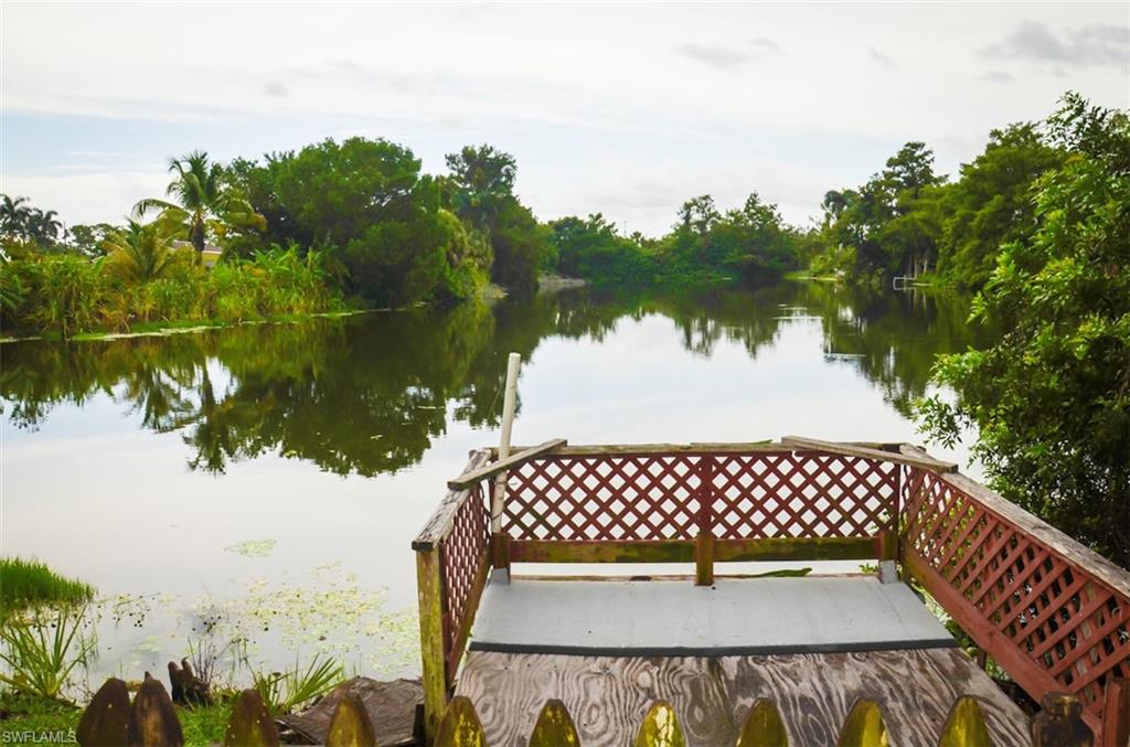 NAPLES MANOR LAKES - Residential