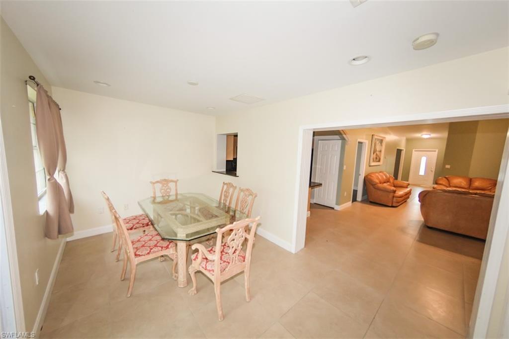 NAPLES MANOR LAKES - Residential