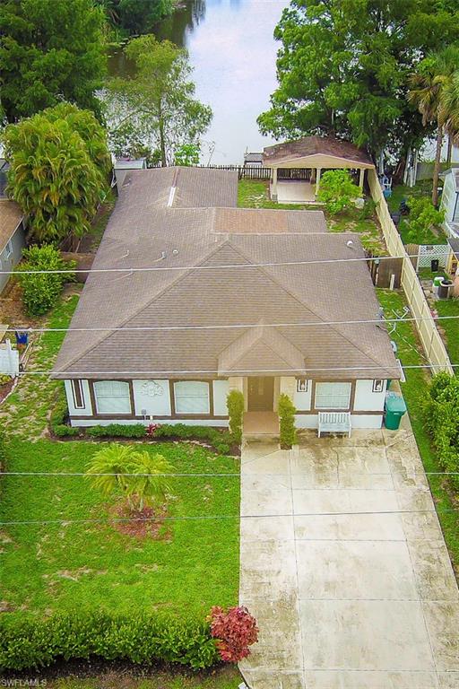 NAPLES MANOR LAKES - Residential