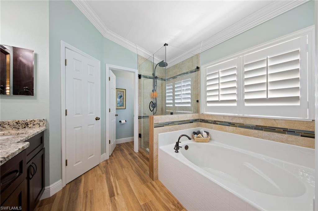 THE ENCLAVE - Residential