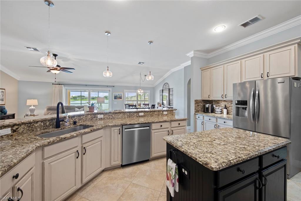 THE ENCLAVE - Residential