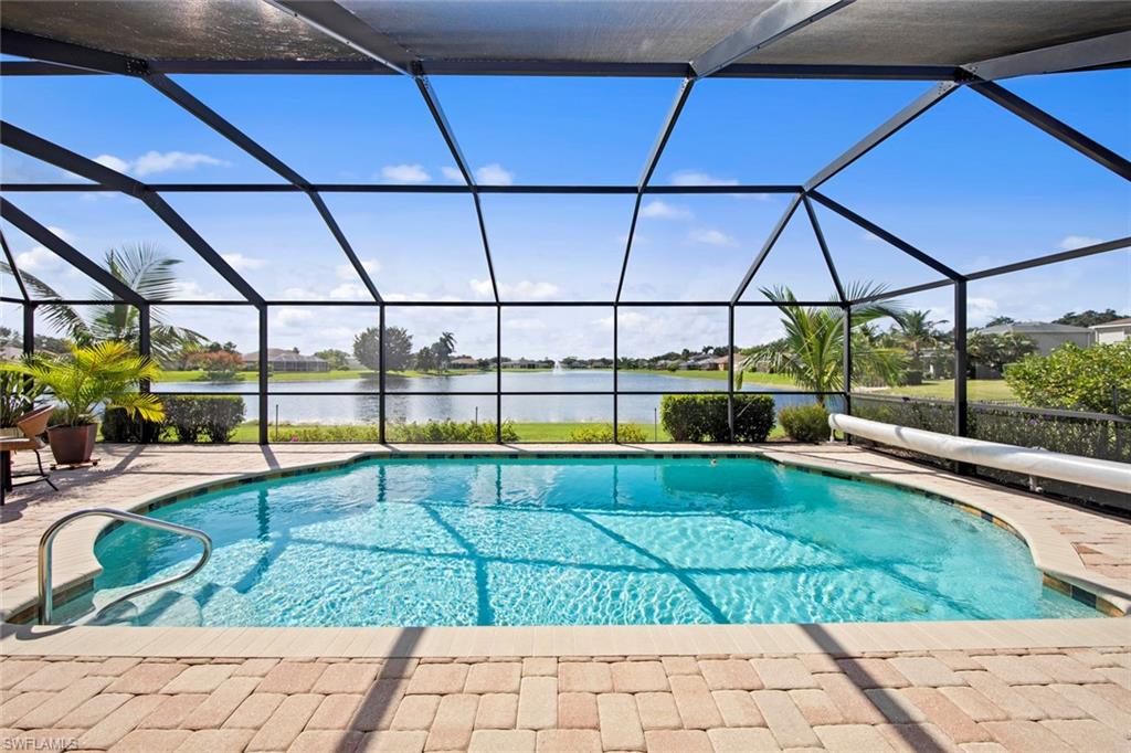 THE ENCLAVE - Residential