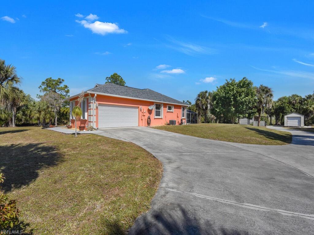 GOLDEN GATE ESTATES - Residential